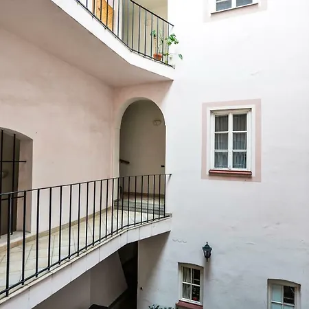 Apartment Castle *